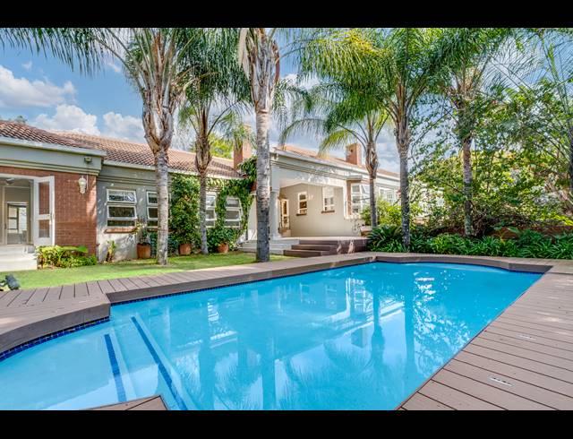 4 BEDROOM HOUSE FOR SALE IN DAINFERN GOLF ESTATE
